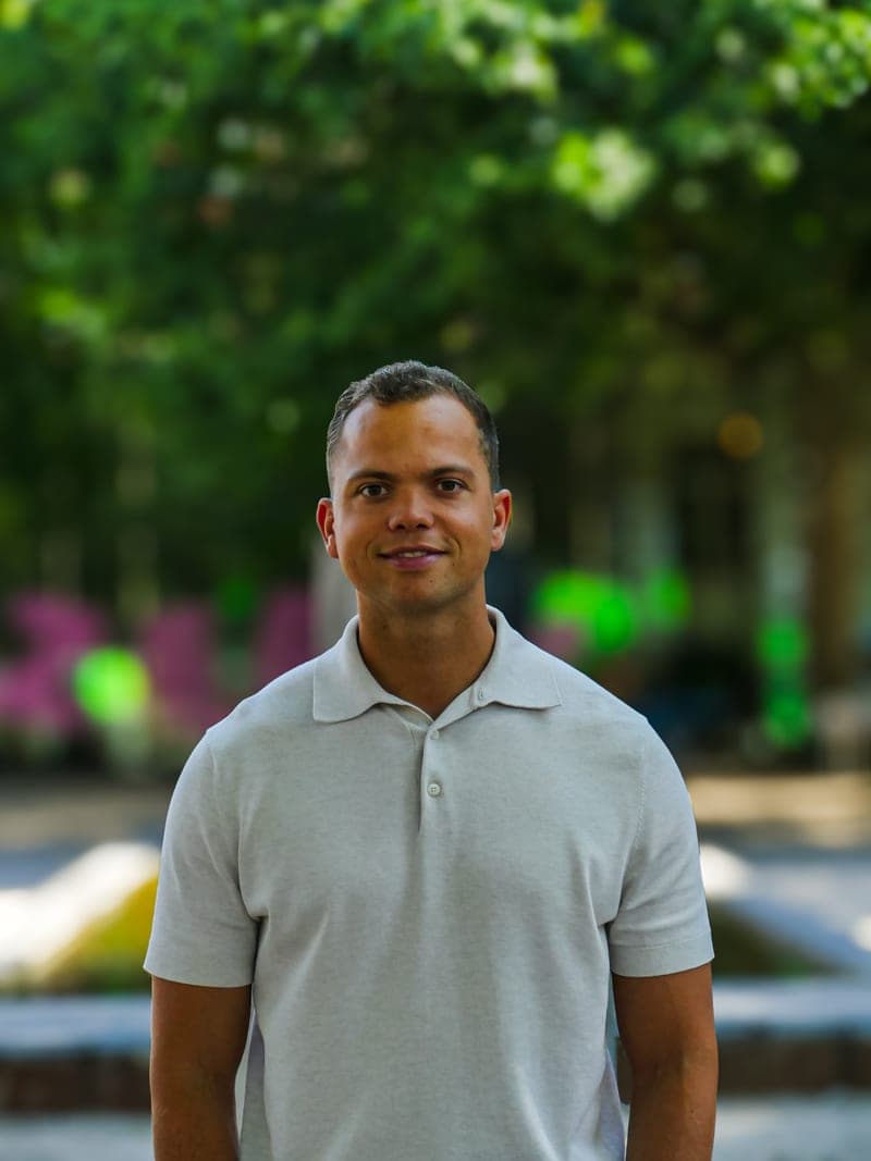 Mitchel, Founder